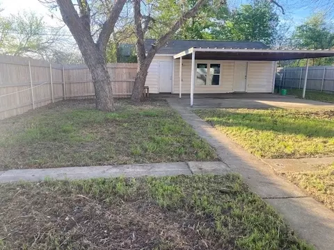 1600 Alexander Ave, Waco, TX 76708 photo 2