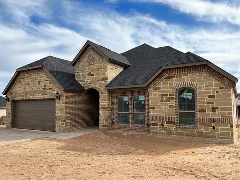 81 Cedar Creek Ct, Woodway, TX 76712