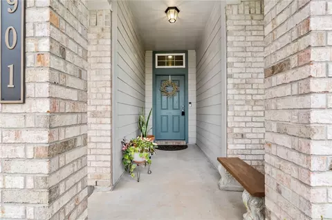 901 Murphy Rd, Waco, TX 76705 photo 3