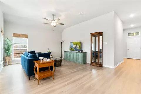 901 Murphy Rd, Waco, TX 76705 photo 5