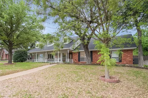 14013 Horseshoe Cir, Woodway, TX 76712