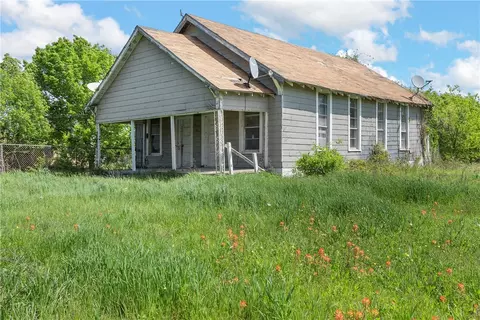 125 Farney Rd, Lorena, TX 76655