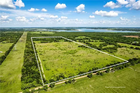 769 Radio Tower Rd, Waco, TX 76705