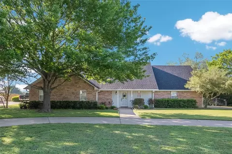 2715 Burl Ln, Lorena, TX 76655