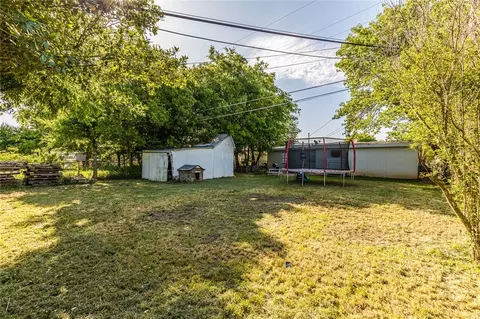 205 Laurel Ln, Mcgregor, TX 76657 photo 36