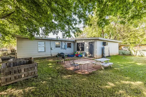 205 Laurel Ln, Mcgregor, TX 76657 photo 31