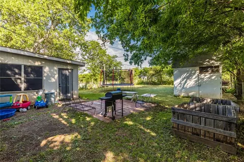 205 Laurel Ln, Mcgregor, TX 76657 photo 30