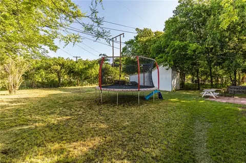 205 Laurel Ln, Mcgregor, TX 76657 photo 37