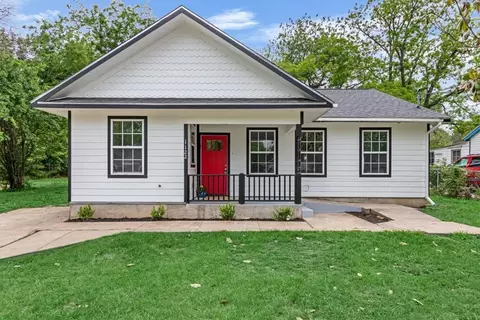 1122 N 11th St, Waco, TX 76707