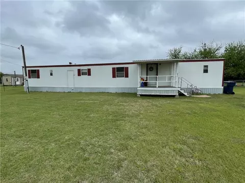 250 Kennedy Ln, Eddy, TX 76524
