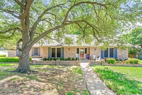 4401 Westchester Dr, Waco, TX 76710