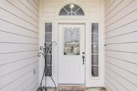 10120 Barton Creek Dr, Waco, TX 76708 photo 4