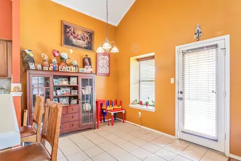 10120 Barton Creek Dr, Waco, TX 76708 photo 14