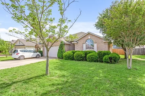 10120 Barton Creek Dr, Waco, TX 76708 photo 3