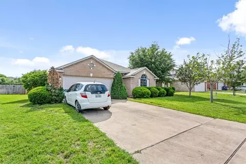 10120 Barton Creek Dr, Waco, TX 76708 photo 2
