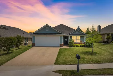 2509 Paddock Ln, Robinson, TX 76706