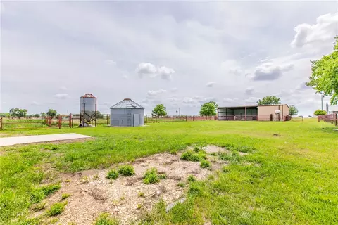 5229 Old Lorena Rd, Lorena, TX 76655 photo 41