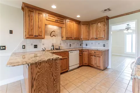 5229 Old Lorena Rd, Lorena, TX 76655 photo 8