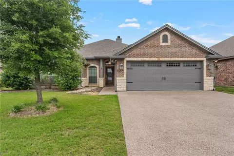 9816 Houston Dr, Woodway, TX 76712