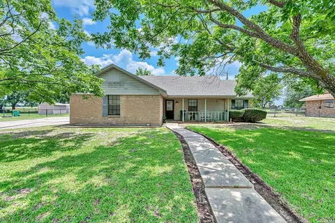 1802 Inez Dr, Robinson, TX 76706