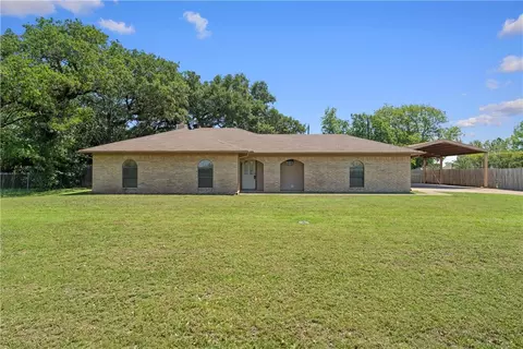 272 Locklar Loop, Waco, TX 76705