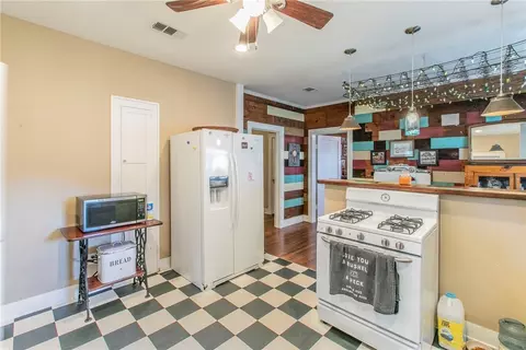 400 W Pine St, Abbott, TX 76621 photo 11