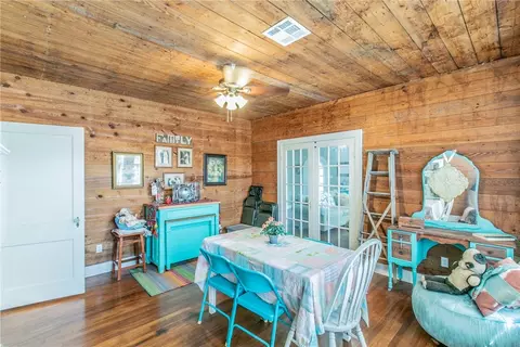 400 W Pine St, Abbott, TX 76621 photo 7