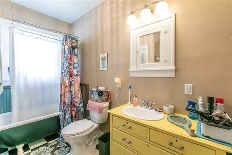 400 W Pine St, Abbott, TX 76621 photo 14
