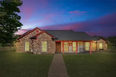 245 Gerhard St, Riesel, TX 76682