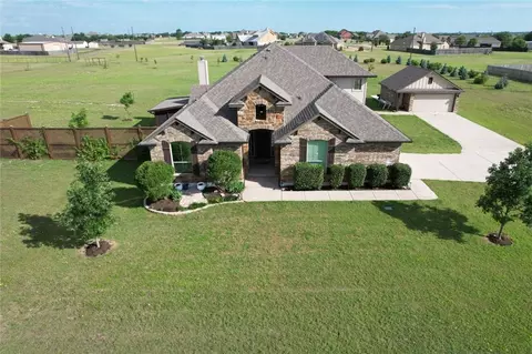 3688 Spring Valley Rd, Lorena, TX 76655 photo 2