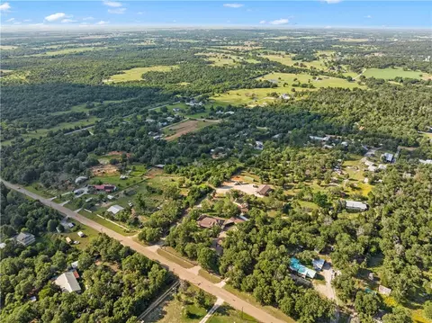 142 Wayside Dr, Elgin, TX 78621 photo 20