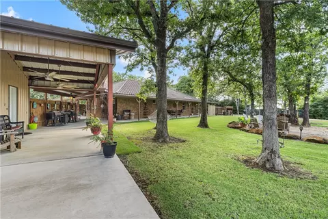 142 Wayside Dr, Elgin, TX 78621 photo 28