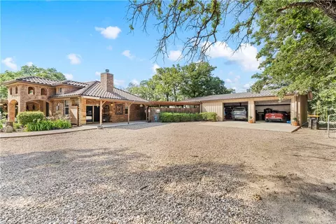 142 Wayside Dr, Elgin, TX 78621 photo 14