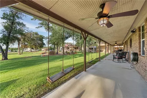 142 Wayside Dr, Elgin, TX 78621 photo 58