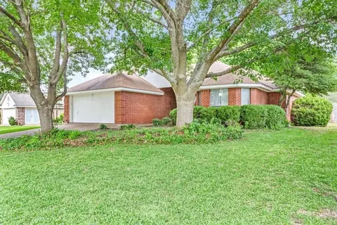 1720 Ramada Dr, Waco, TX 76712