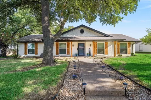 4800 Lake Arrowhead Dr, Waco, TX 76710