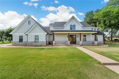 363 E Rocket Rd, Lorena, TX 76655 photo 2