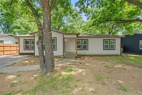 2406 S 27th St, Waco, TX 76706