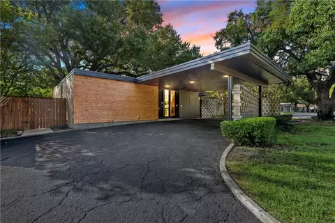5110 Lockwood Dr, Waco, TX 76710