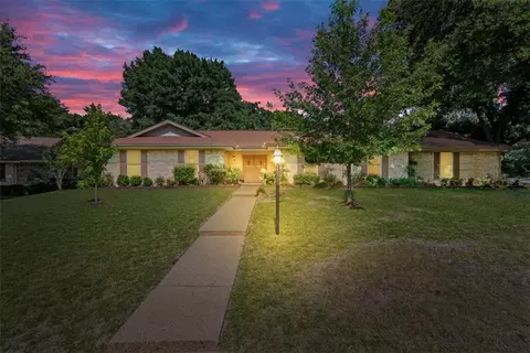 4501 Scottwood Dr, Waco, TX 76708