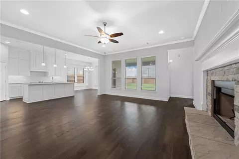 2320 Paddington, Lorena, TX 76655 photo 2