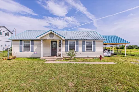 503 Spruce St, Eddy, TX 76524