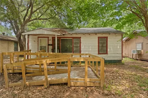 1121 Preston St, Waco, TX 76704