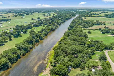856 Brazos Loop, Waco, TX 76705 photo 35