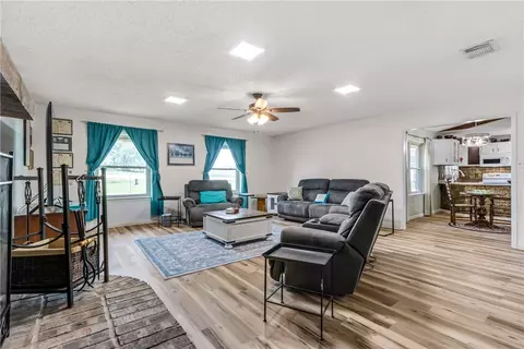 856 Brazos Loop, Waco, TX 76705 photo 11