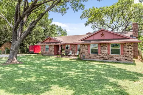 856 Brazos Loop, Waco, TX 76705 photo 5