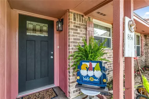 856 Brazos Loop, Waco, TX 76705 photo 7