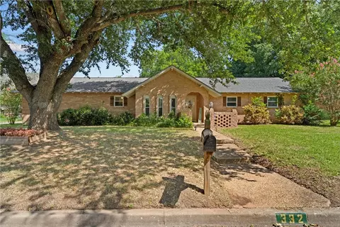 332 Will Boleman Dr, Hewitt, TX 76643