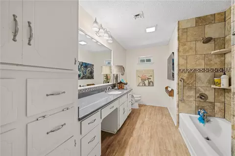 332 Will Boleman Dr, Hewitt, TX 76643 photo 10