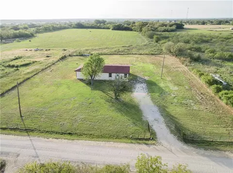 290 E Bell Rd, Waco, TX 76705 photo 2